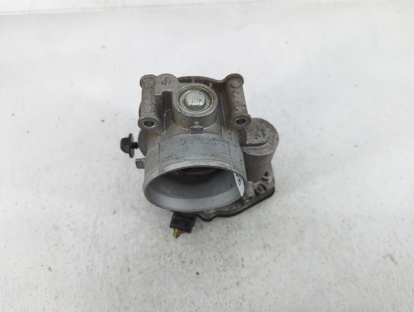 2011-2019 Ford Explorer Throttle Body P/N:AT4E-ED AT4E-EH Fits Fits 2011 2012 2013 2014 2015 2016 2017 2018 2019 OEM Used Au