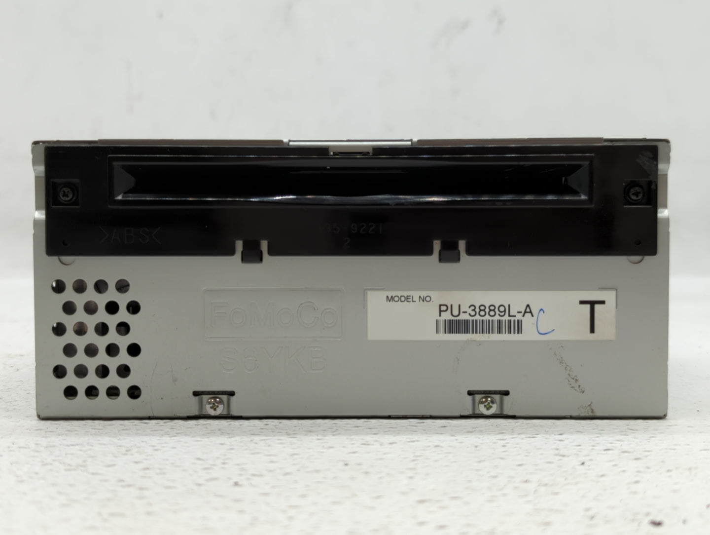 2013-2014 Ford Explorer Am Fm Cd Player Radio Receiver - Oemusedautoparts1.com