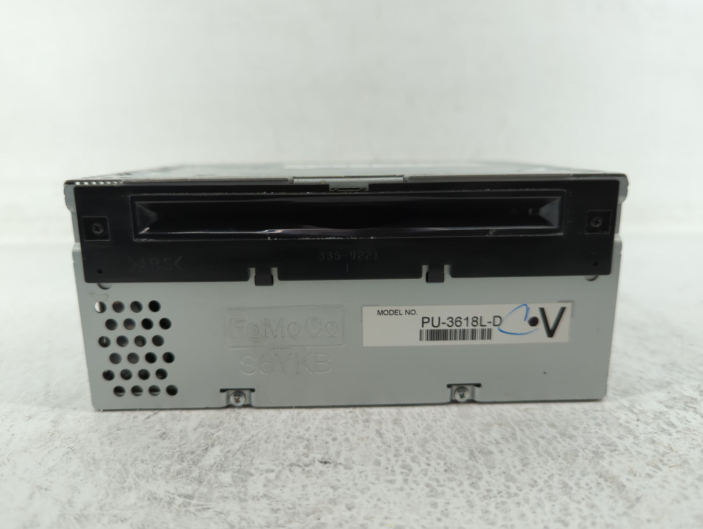 2014 Ford Explorer Radio AM FM Cd Player Receiver Replacement P/N:EB5T19C107CB EB5T-19C107-CB Fits OEM Used Auto Parts - Oem