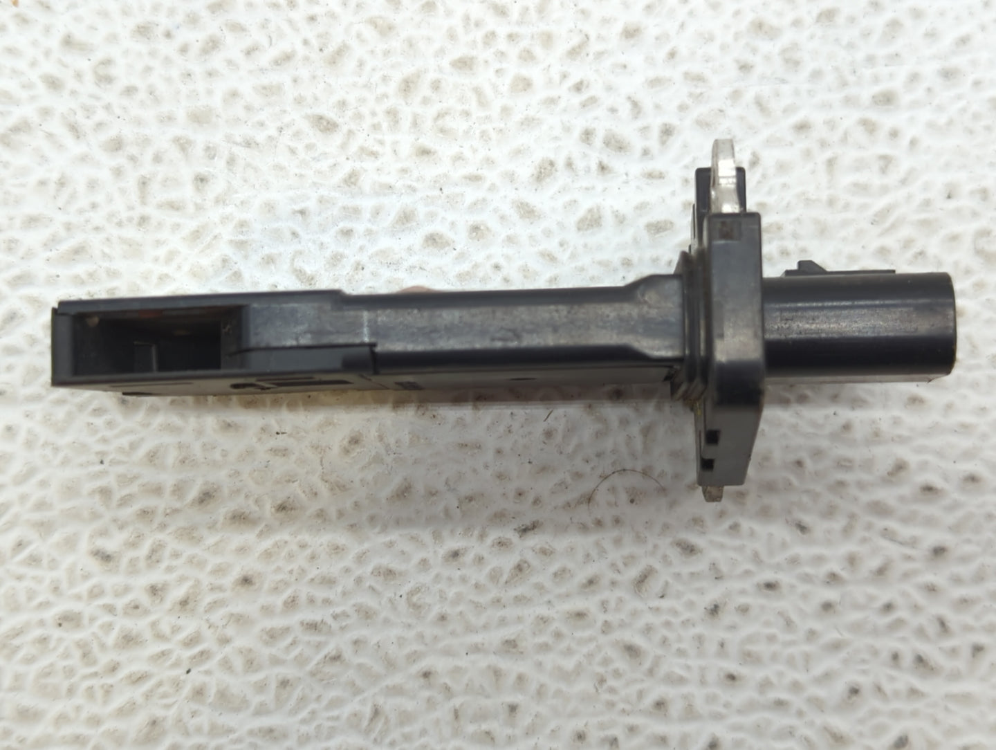 2013-2015 Ford Explorer Mass Air Flow Meter Maf - Oemusedautoparts1.com