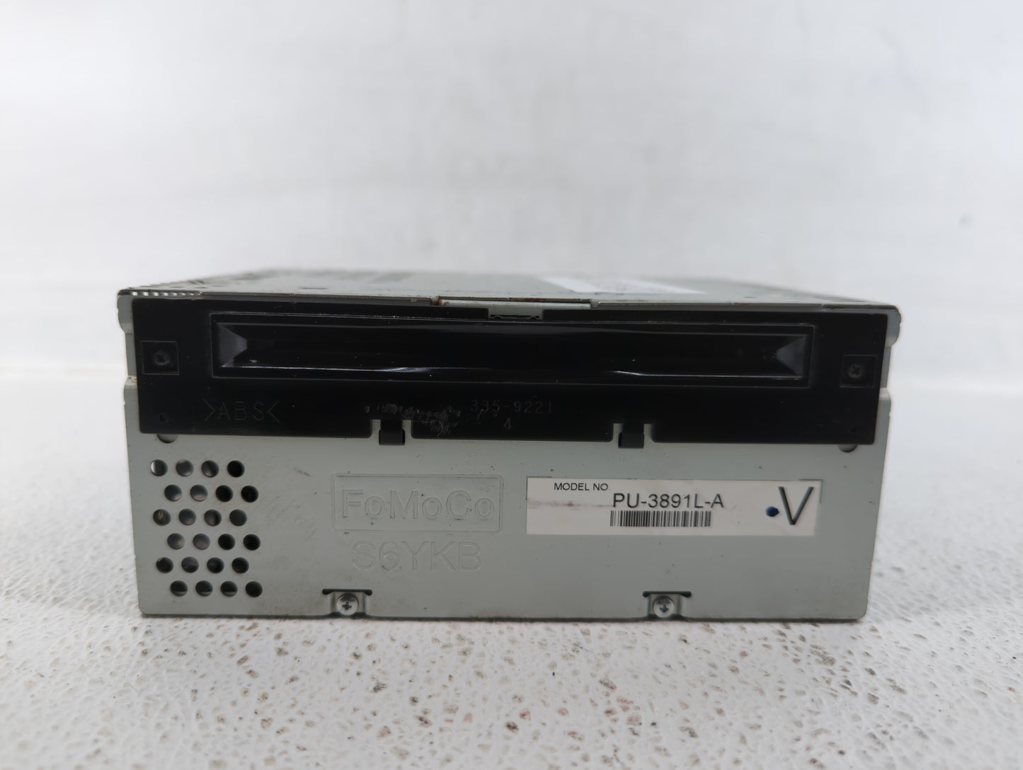 2014 Ford Explorer Radio AM FM Cd Player Receiver Replacement P/N:EB5T19C107CB EB5T-19C107-CB Fits OEM Used Auto Parts - Oem