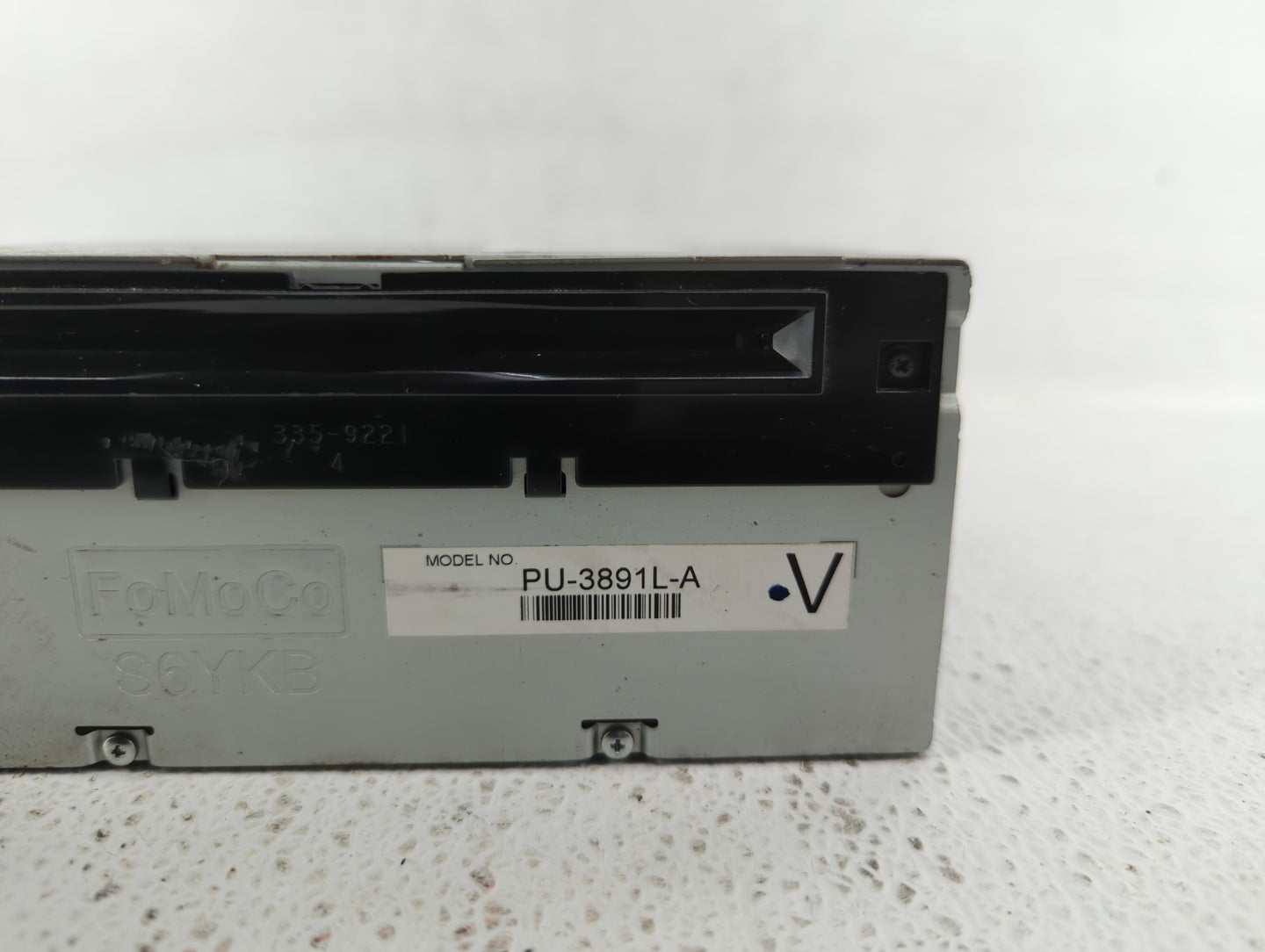 2014 Ford Explorer Radio AM FM Cd Player Receiver Replacement P/N:EB5T19C107CB EB5T-19C107-CB Fits OEM Used Auto Parts - Oem