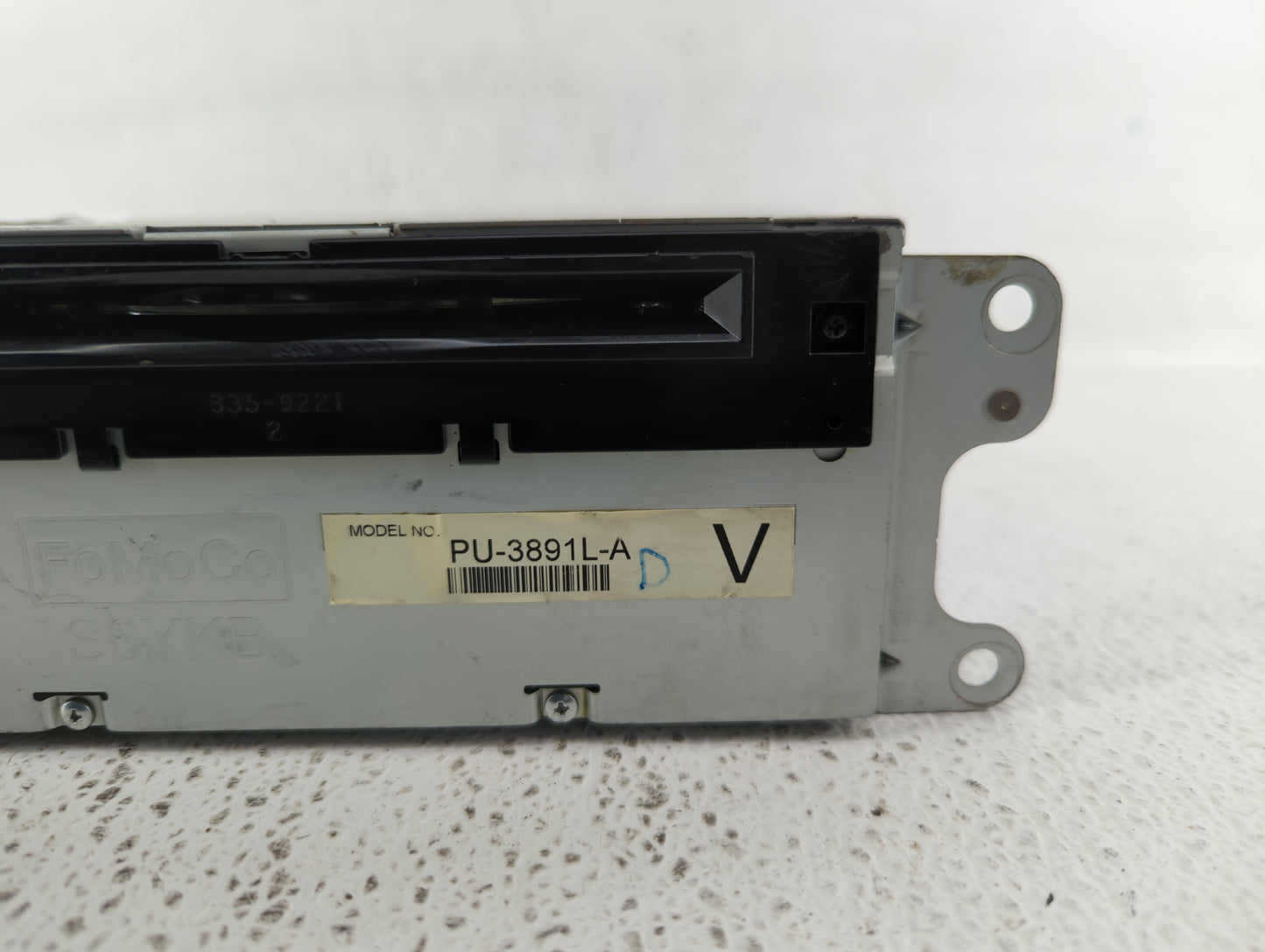 2014 Ford Explorer Radio AM FM Cd Player Receiver Replacement P/N:EB5T19C107CB EB5T-19C107-CB Fits OEM Used Auto Parts - Oem