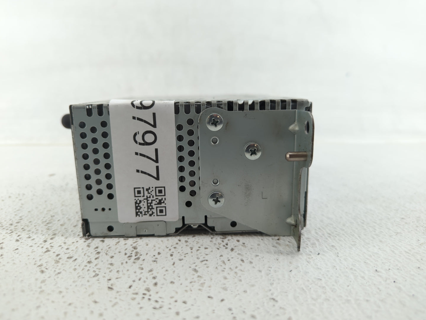 2014 Ford Explorer Radio AM FM Cd Player Receiver Replacement P/N:EB5T19C107CB EB5T-19C107-CB Fits OEM Used Auto Parts - Oem