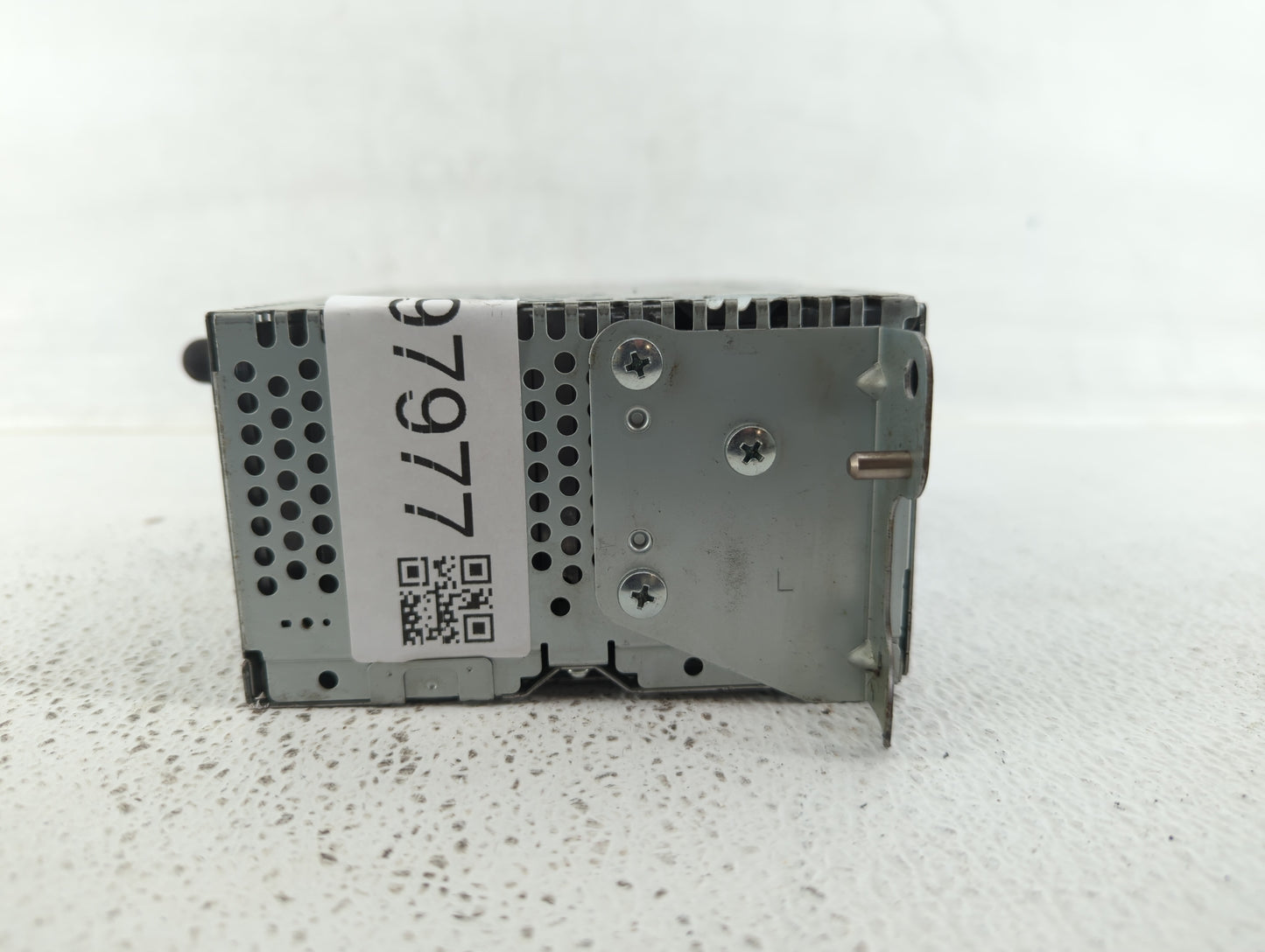 2014 Ford Explorer Radio AM FM Cd Player Receiver Replacement P/N:EB5T19C107CB EB5T-19C107-CB Fits OEM Used Auto Parts - Oem