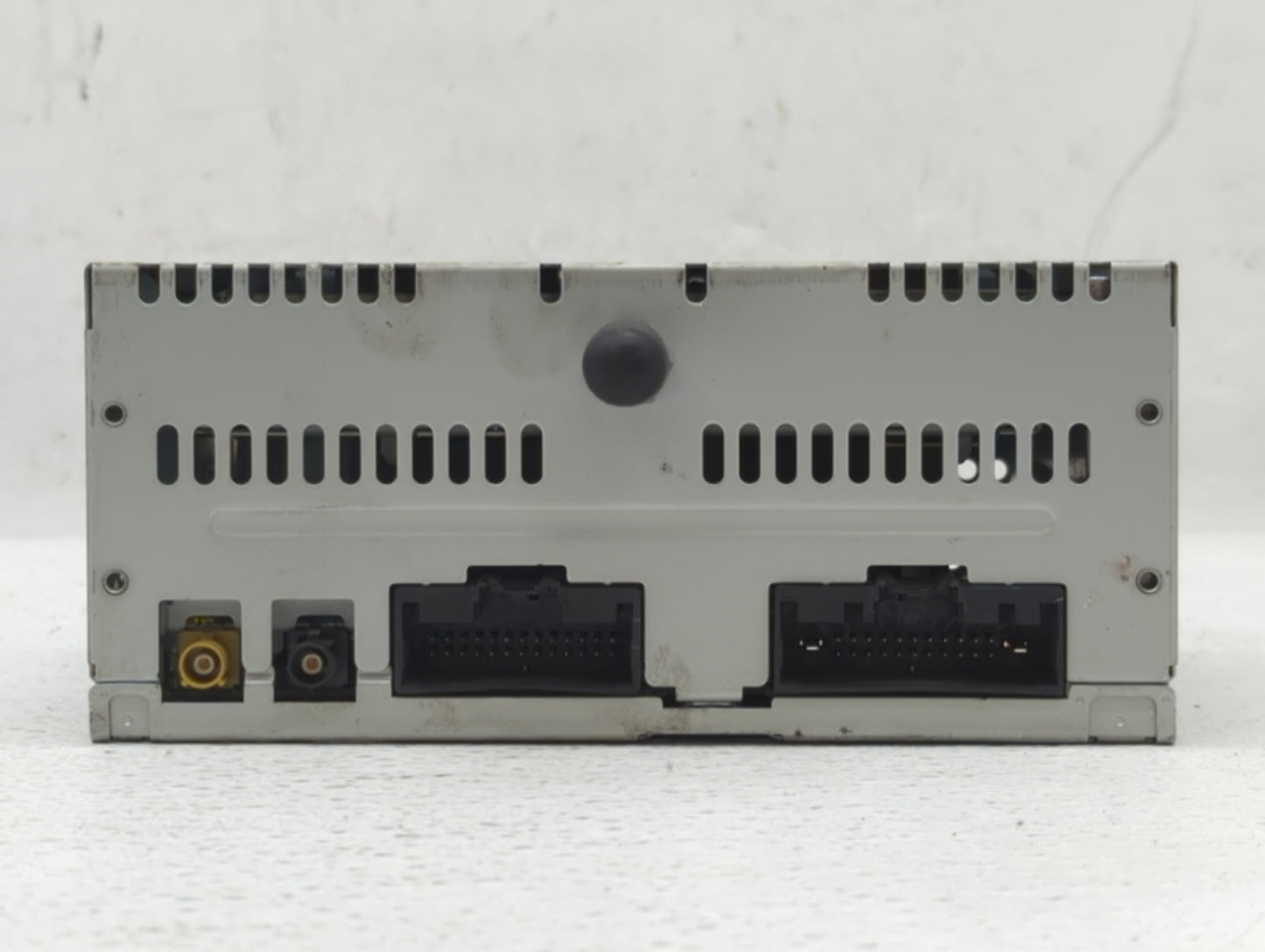 2014-2014 Ford Explorer Am Fm Cd Player Radio Receiver - Oemusedautoparts1.com