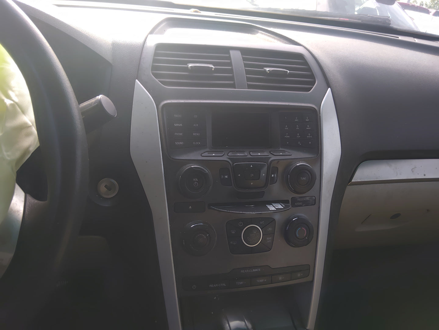 2014 Ford Explorer Radio AM FM Cd Player Receiver Replacement Fits OEM Used Auto Parts - Oemusedautoparts1.com