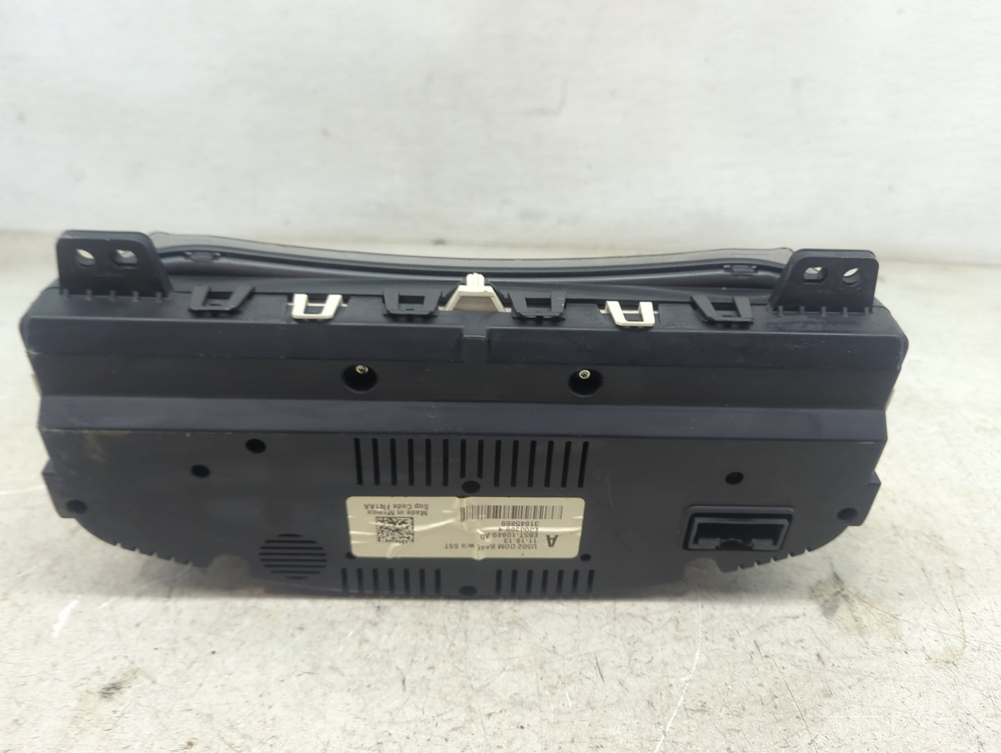 2014-2015 Ford Explorer Instrument Cluster Speedometer Gauges Miles:202K Fits Fits 2014 2015 OEM Used Auto Parts - Oemusedau
