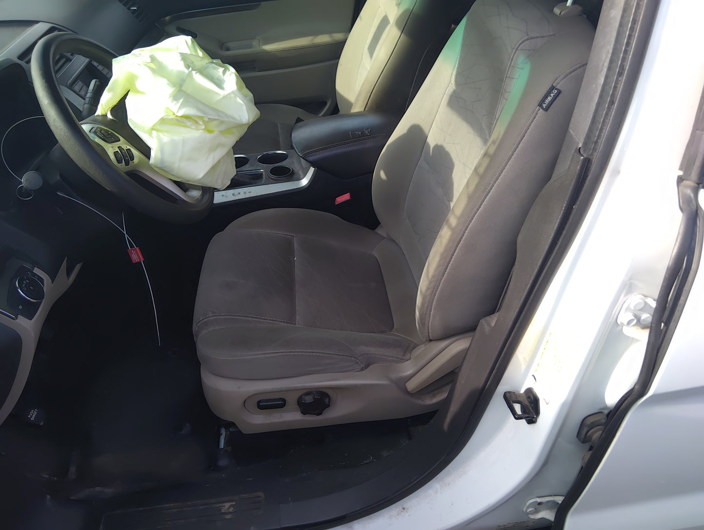 2013-2015 Ford Explorer Driver Front Seat Oem 5027076 - Oemusedautoparts1.com