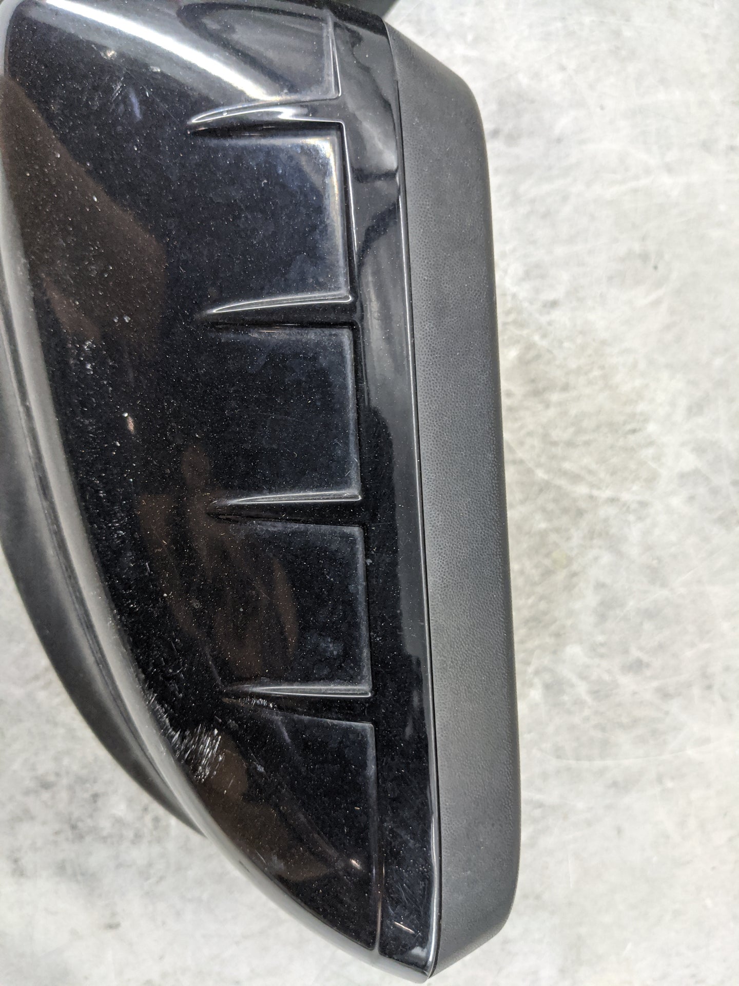 2011-2015 Ford Explorer Driver Side View Mirror - Left Door Mirror OEM Used - Oemusedautoparts1.com