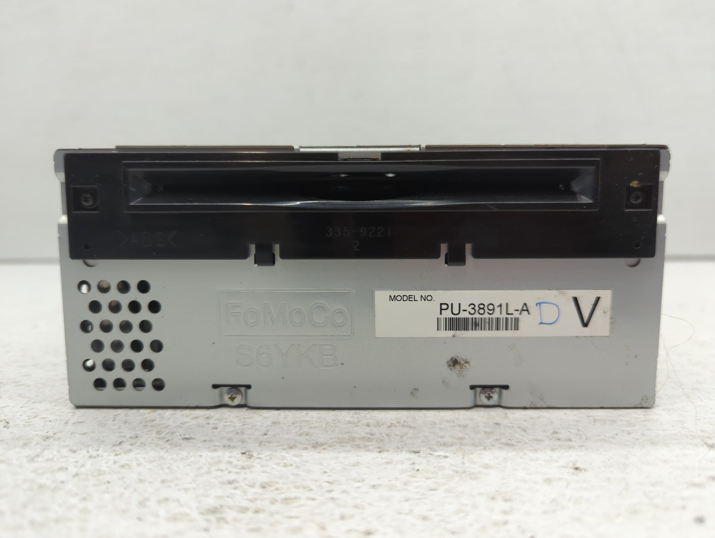 2014 Ford Explorer Radio AM FM Cd Player Receiver Replacement P/N:EB5T19C107CB EB5T-19C107-CB Fits OEM Used Auto Parts - Oem