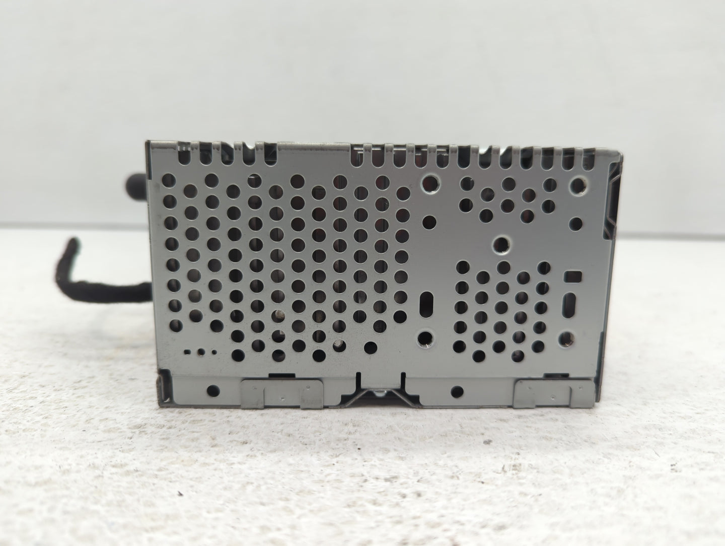 2014 Ford Explorer Radio AM FM Cd Player Receiver Replacement P/N:EB5T19C107CB EB5T-19C107-CB Fits OEM Used Auto Parts - Oem
