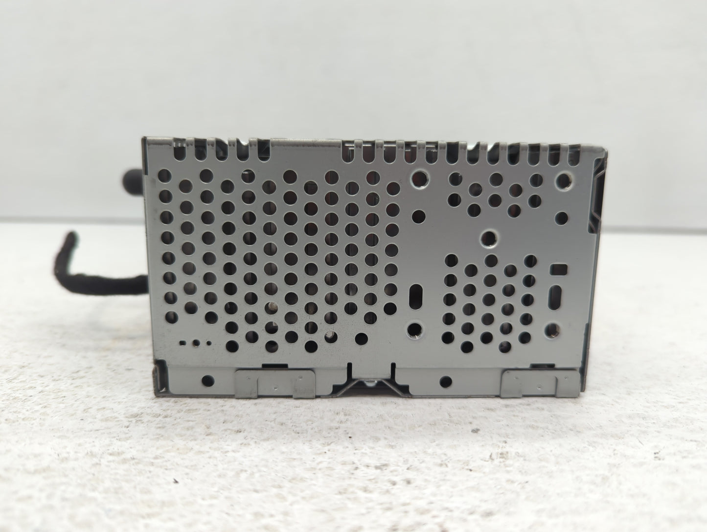 2014 Ford Explorer Radio AM FM Cd Player Receiver Replacement P/N:EB5T19C107CB EB5T-19C107-CB Fits OEM Used Auto Parts - Oem