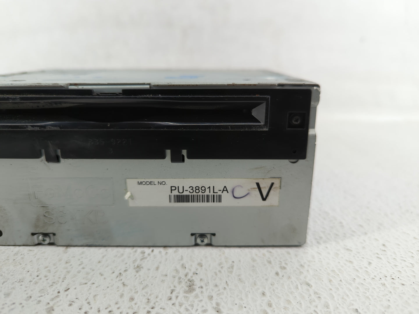 2014 Ford Explorer Radio AM FM Cd Player Receiver Replacement P/N:EB5T19C107CB EB5T-19C107-CB Fits OEM Used Auto Parts - Oem