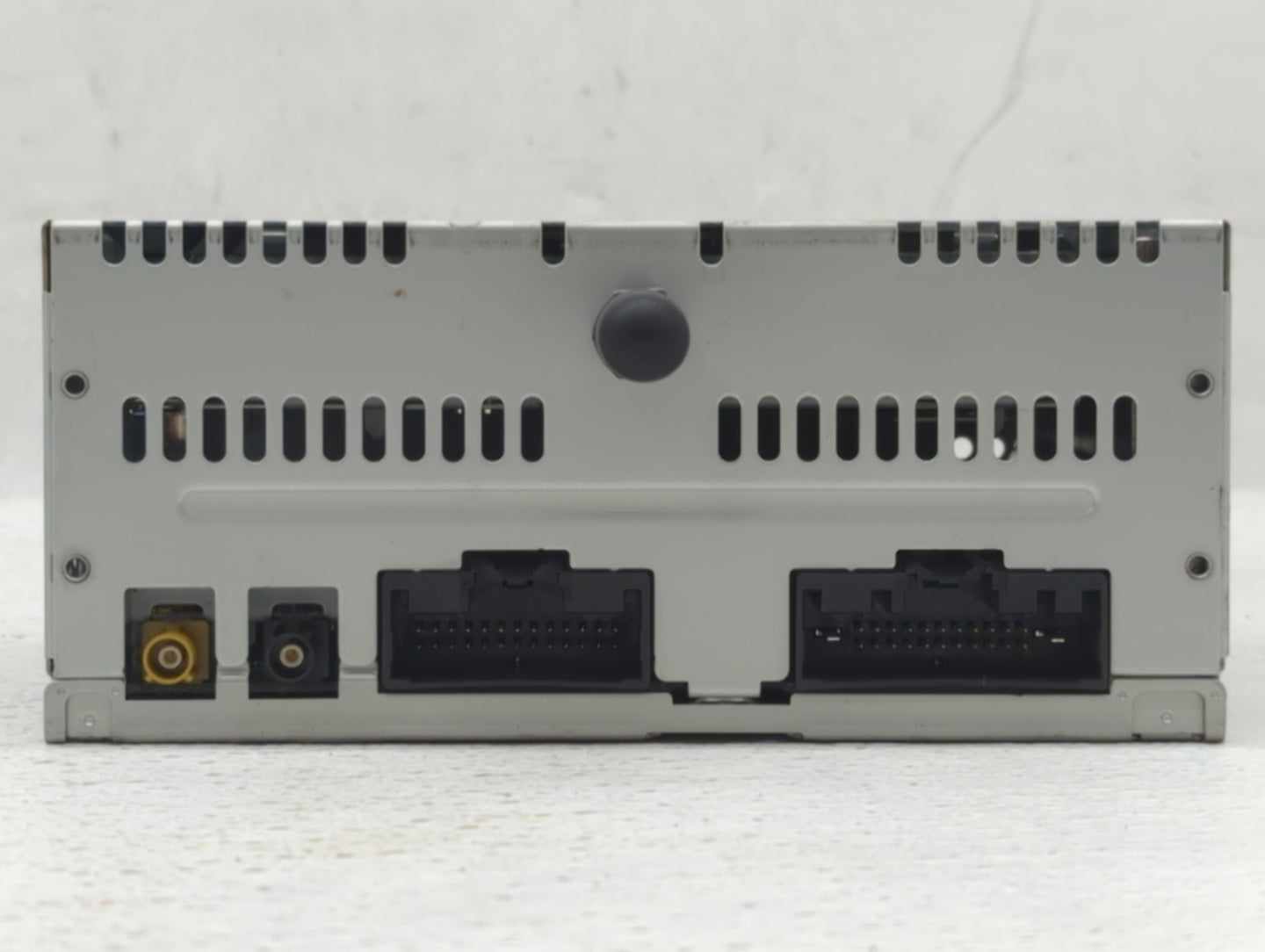 2014 Ford Explorer Radio AM FM Cd Player Receiver Replacement P/N:EB5T-19C107-EC EB5T-19C107-EB, EB5T-19C107-EA Fits OEM Use