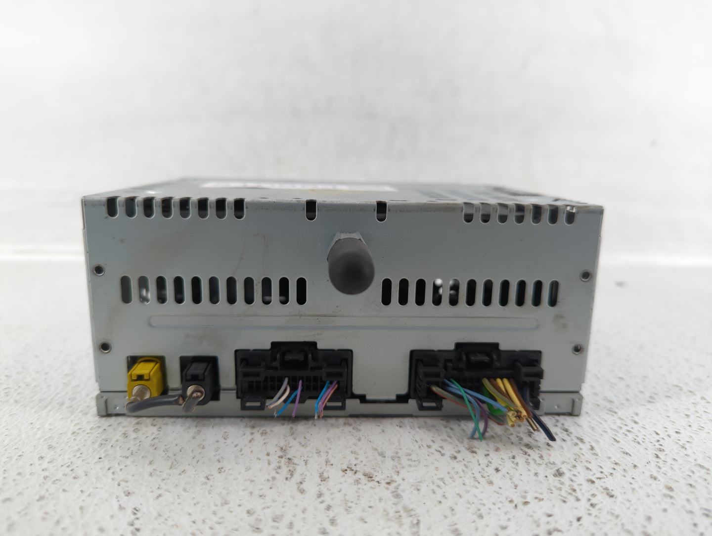 2014-2014 Ford Explorer Am Fm Cd Player Radio Receiver - Oemusedautoparts1.com