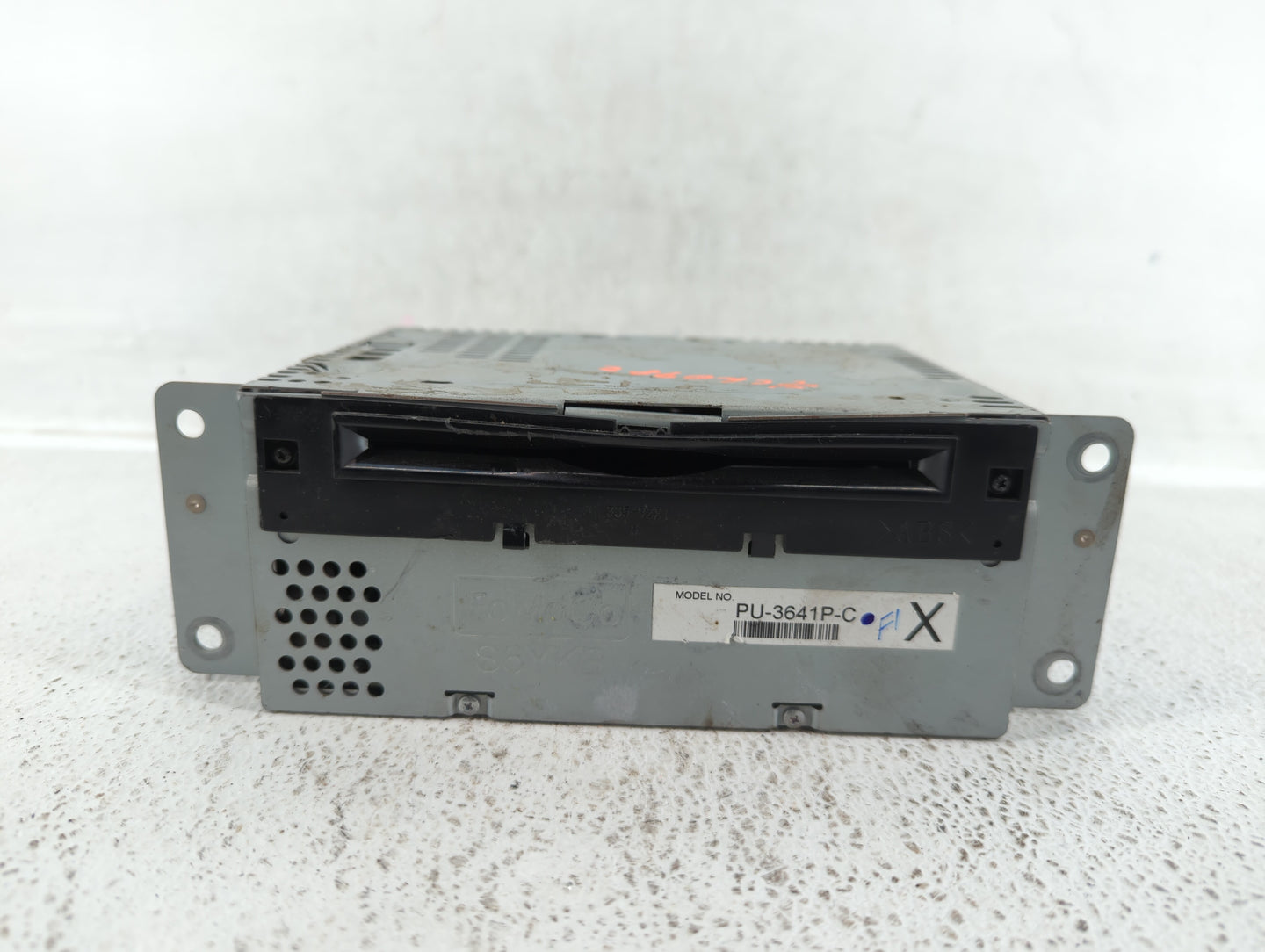 2014-2014 Ford Explorer Am Fm Cd Player Radio Receiver - Oemusedautoparts1.com