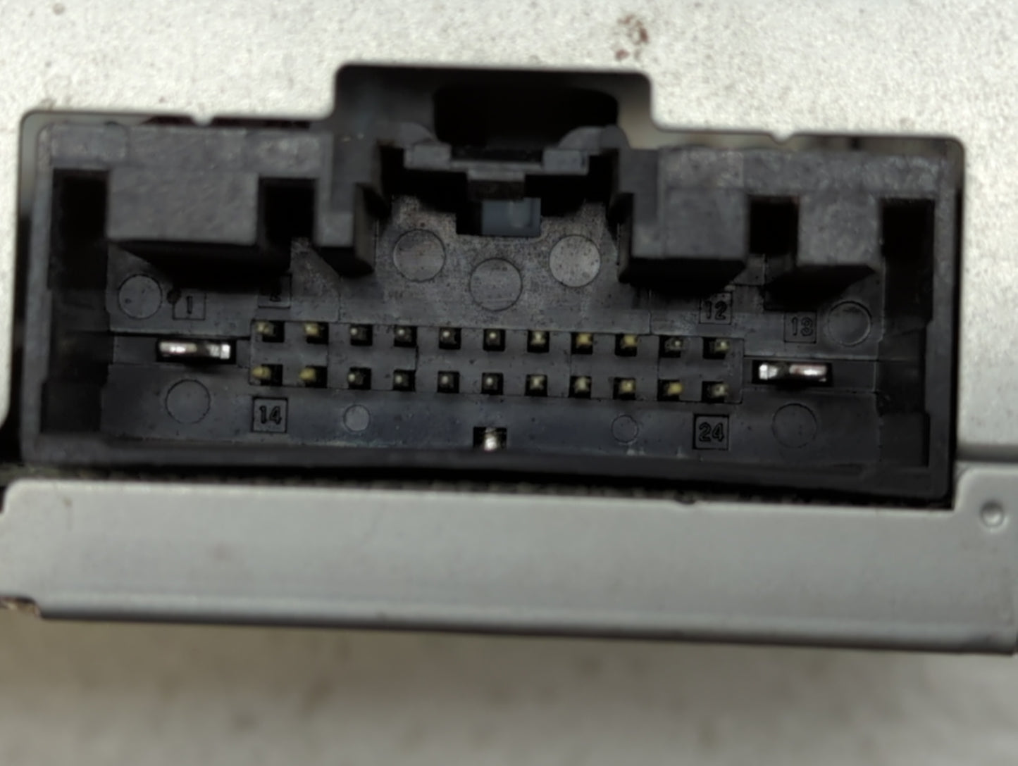2014-2014 Ford Explorer Am Fm Cd Player Radio Receiver - Oemusedautoparts1.com