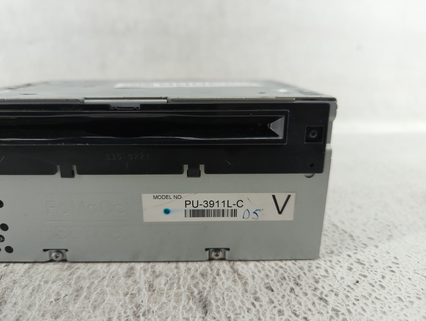 2014-2014 Ford Explorer Am Fm Cd Player Radio Receiver - Oemusedautoparts1.com