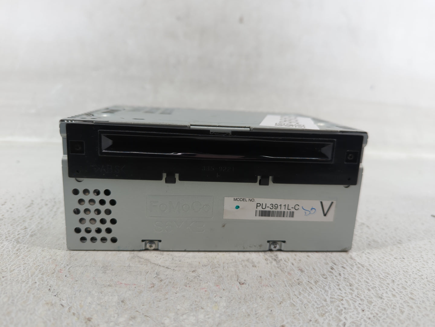 2014 Ford Explorer Radio AM FM Cd Player Receiver Replacement P/N:EB5T-19C107-FC Fits OEM Used Auto Parts - Oemusedautoparts