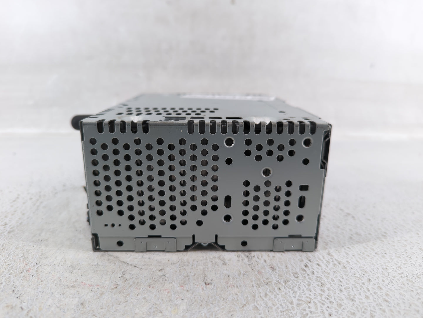 2014 Ford Explorer Radio AM FM Cd Player Receiver Replacement P/N:EB5T-19C107-FC Fits OEM Used Auto Parts - Oemusedautoparts