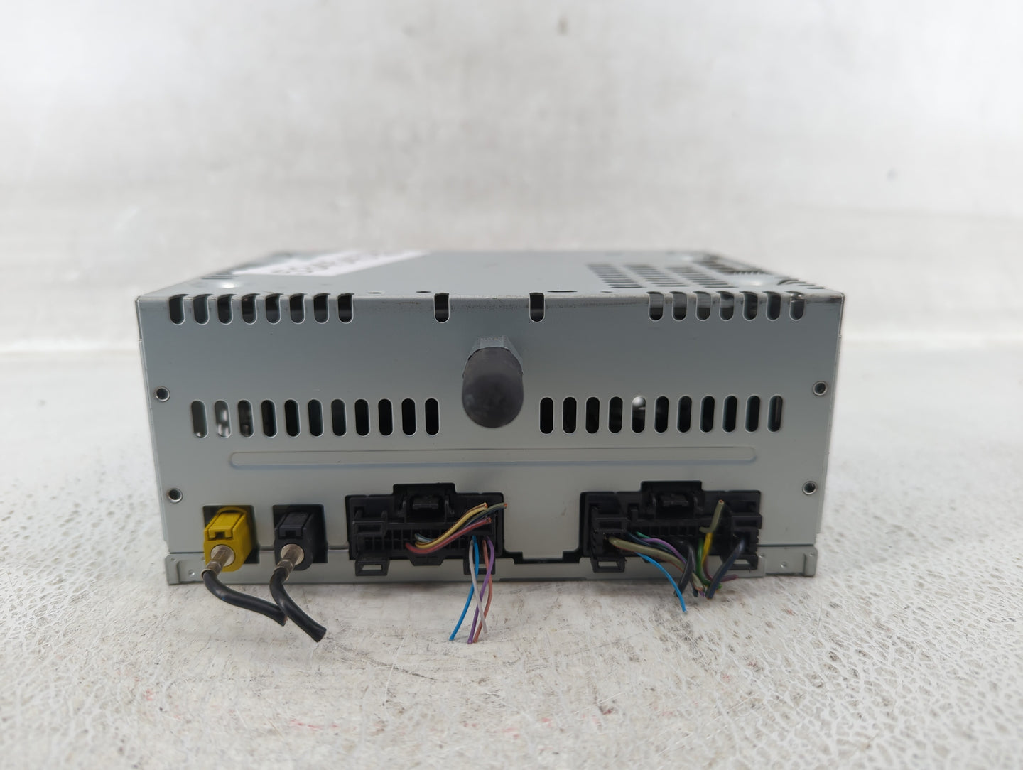 2014 Ford Explorer Radio AM FM Cd Player Receiver Replacement P/N:EB5T-19C107-FC Fits OEM Used Auto Parts - Oemusedautoparts