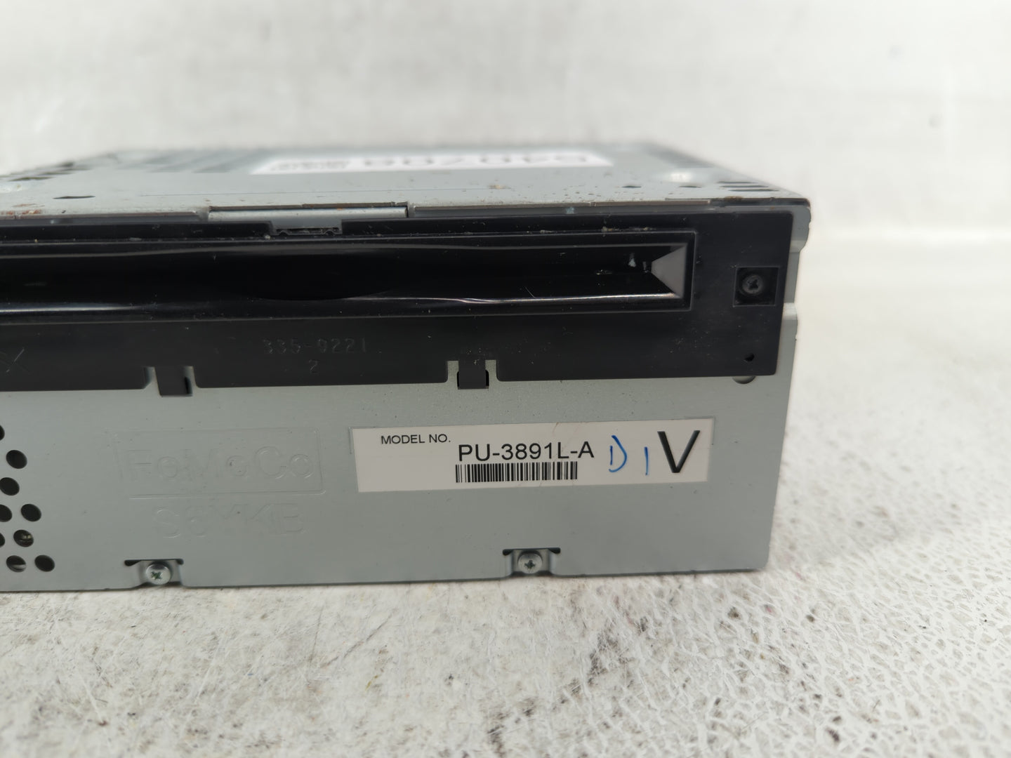 2014-2014 Ford Explorer Am Fm Cd Player Radio Receiver - Oemusedautoparts1.com