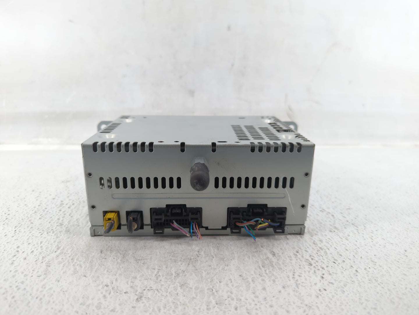 2014-2014 Ford Explorer Am Fm Cd Player Radio Receiver - Oemusedautoparts1.com