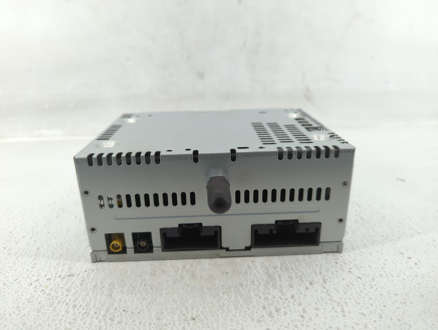 2014-2014 Ford Explorer Am Fm Cd Player Radio Receiver - Oemusedautoparts1.com