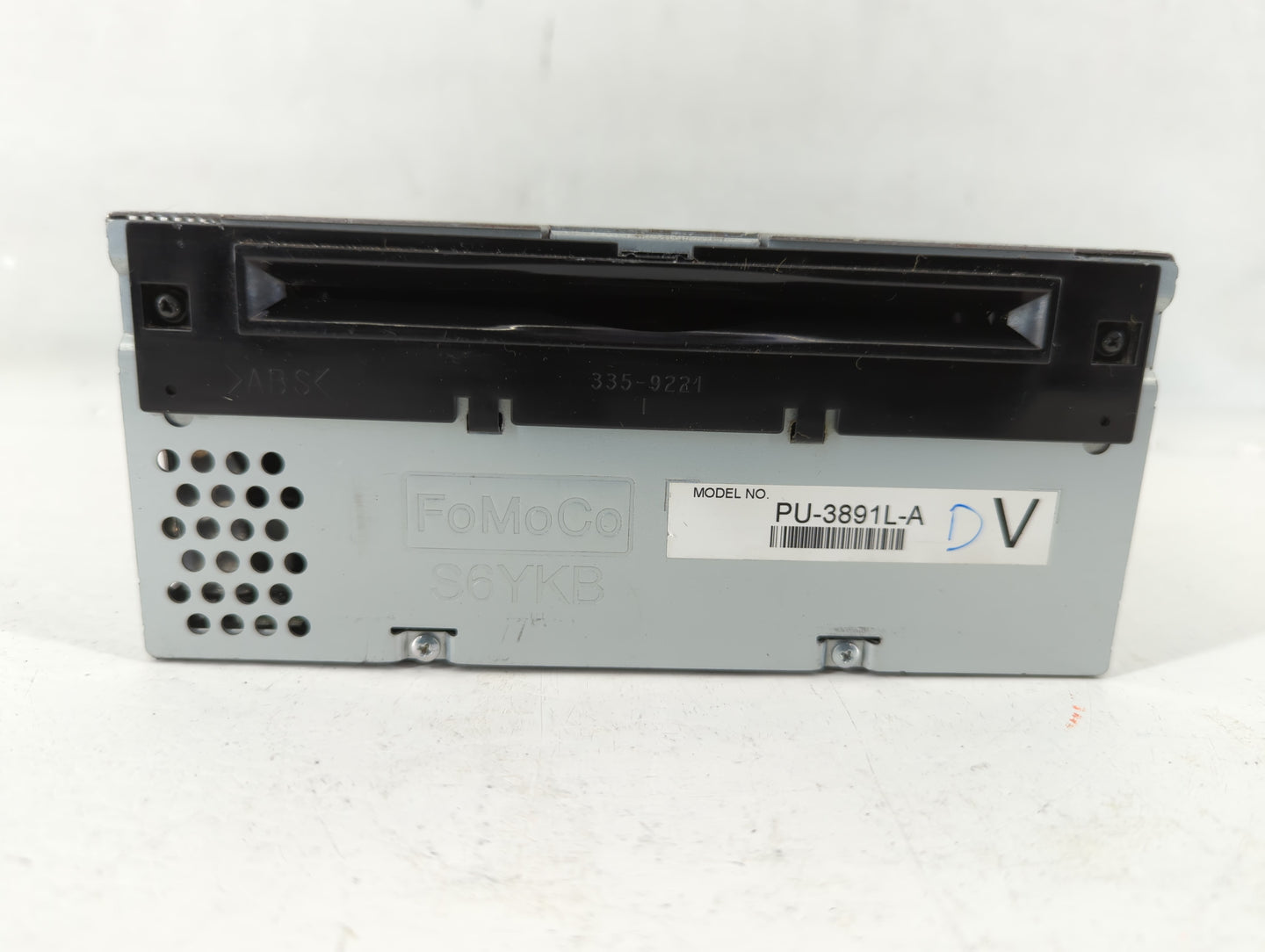 2014-2014 Ford Explorer Am Fm Cd Player Radio Receiver - Oemusedautoparts1.com