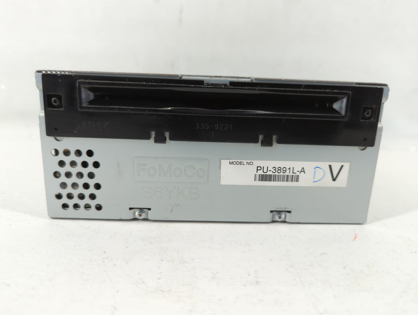 2014-2014 Ford Explorer Am Fm Cd Player Radio Receiver - Oemusedautoparts1.com