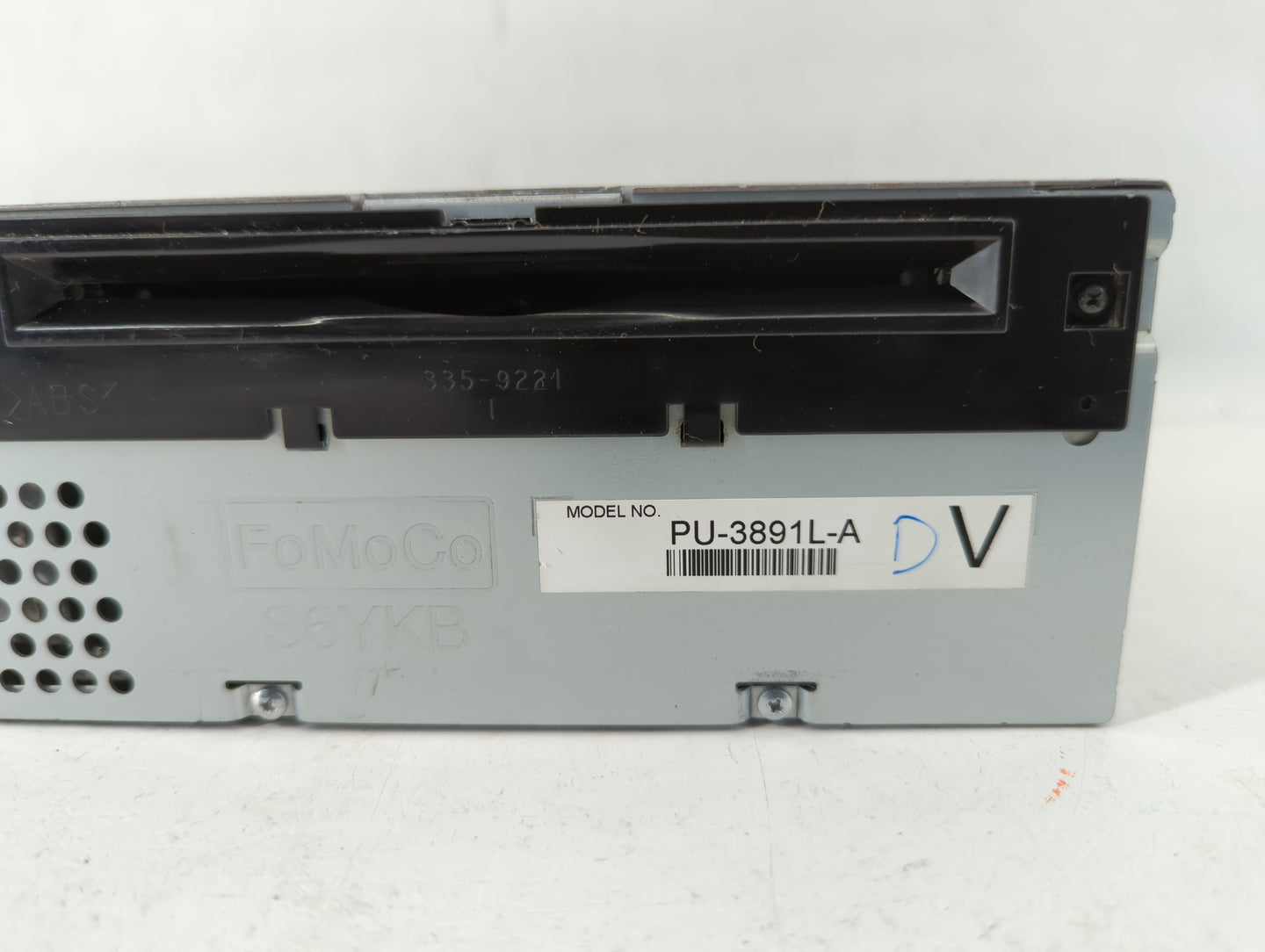 2014-2014 Ford Explorer Am Fm Cd Player Radio Receiver - Oemusedautoparts1.com