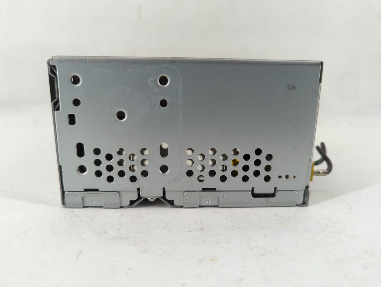 2014-2014 Ford Explorer Am Fm Cd Player Radio Receiver - Oemusedautoparts1.com