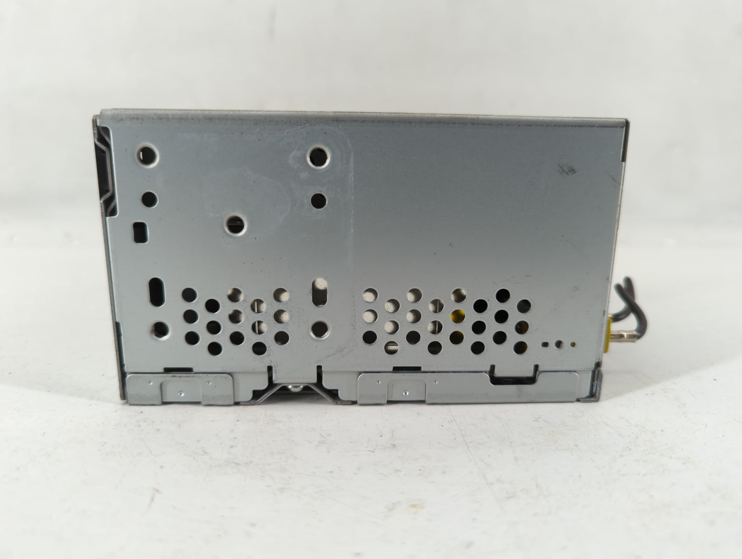 2014-2014 Ford Explorer Am Fm Cd Player Radio Receiver - Oemusedautoparts1.com