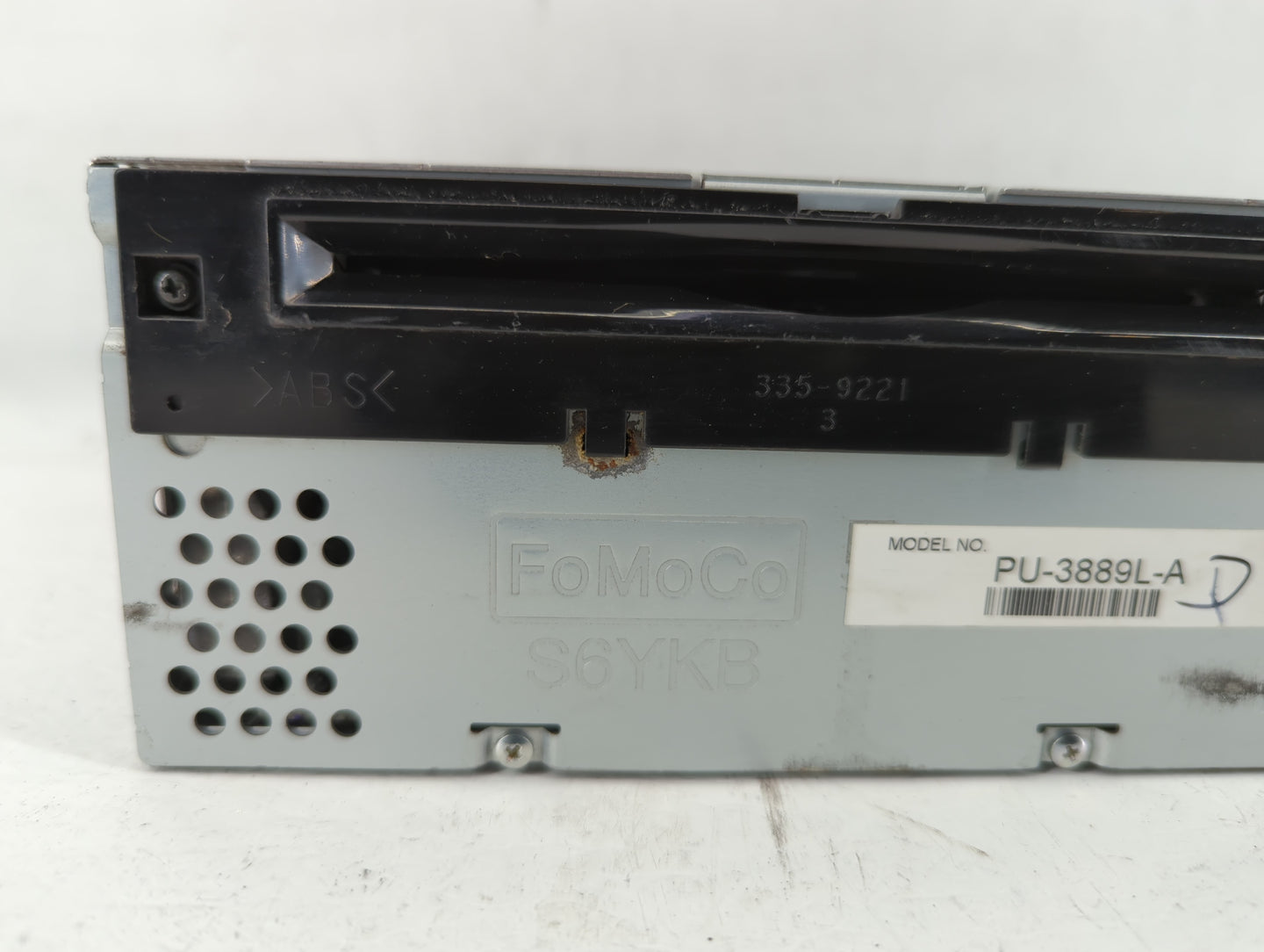 2013-2014 Ford Explorer Am Fm Cd Player Radio Receiver - Oemusedautoparts1.com