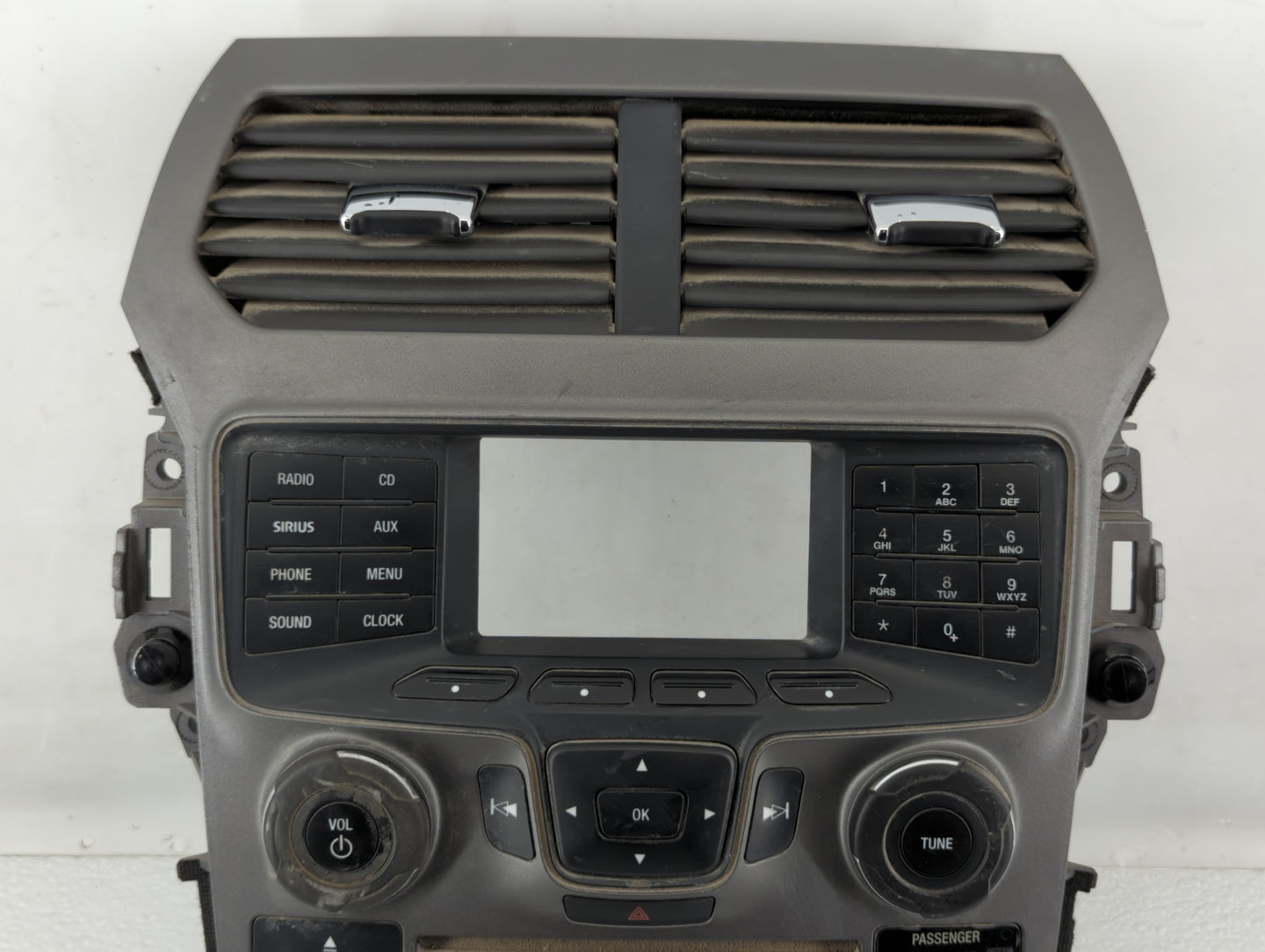 Ford Explorer Radio Control Panel - Oemusedautoparts1.com