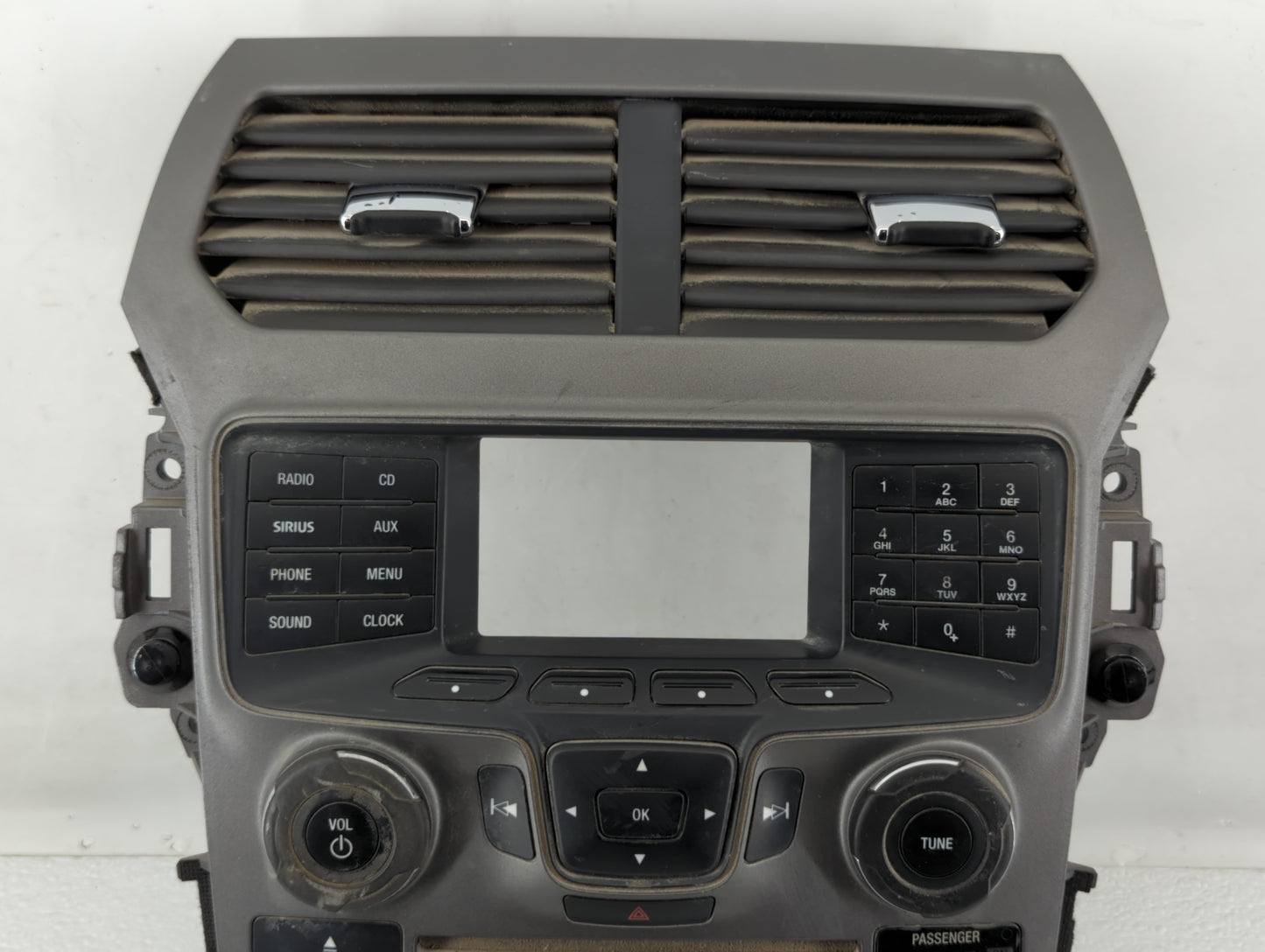Ford Explorer Radio Control Panel - Oemusedautoparts1.com