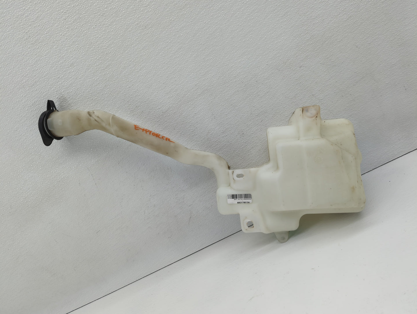 2011-2015 Ford Explorer Windshield Washer Fluid Reservoir Bottle Oem - Oemusedautoparts1.com