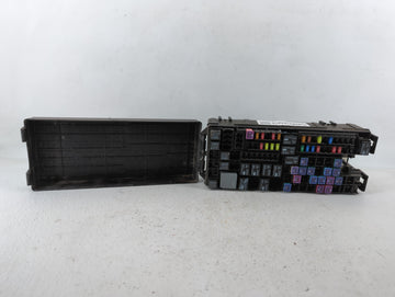 2014-2015 Ford Explorer Fusebox Fuse Box Panel Relay Module P/N:BT4T-14A003-AA Fits Fits 2014 2015 OEM Used Auto Parts
