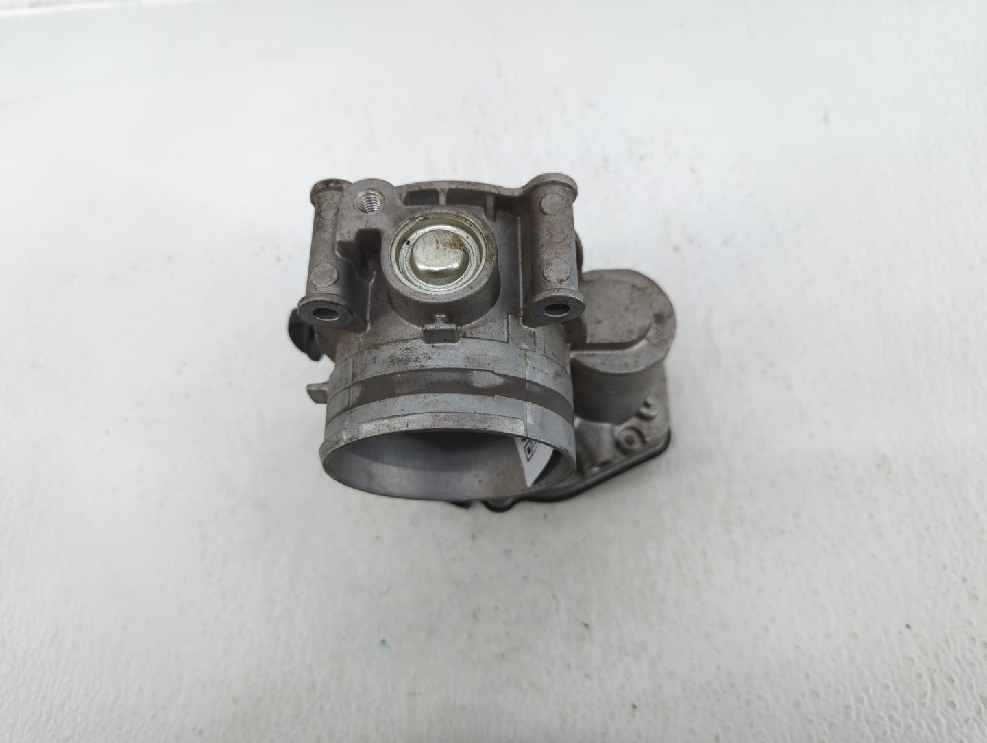 2011-2019 Ford Explorer Throttle Body P/N:131584004651 Fits Fits 2011 2012 2013 2014 2015 2016 2017 2018 2019 OEM Used Auto 