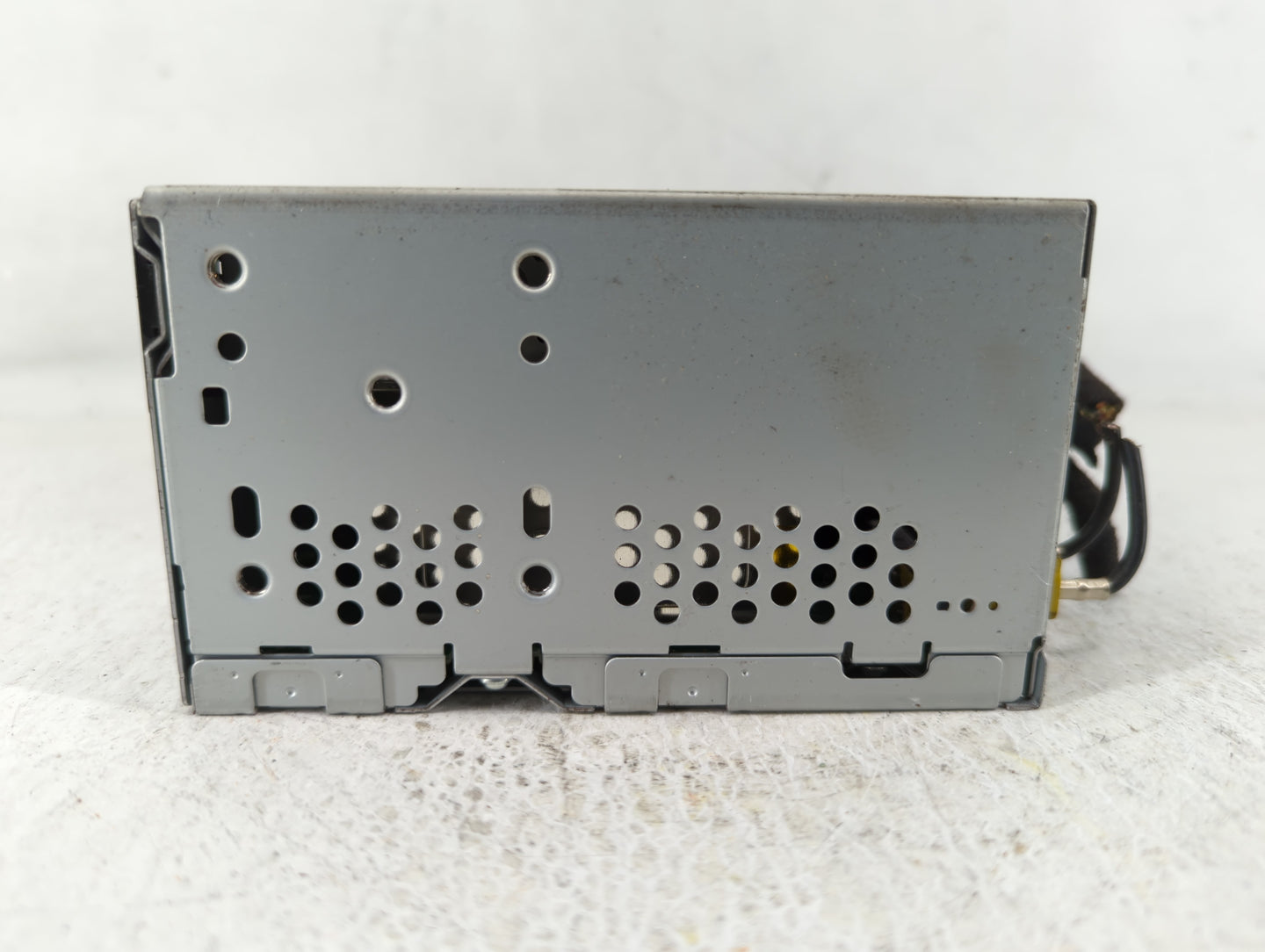 2013-2014 Ford Explorer Radio AM FM Cd Player Receiver Replacement Fits Fits 2013 2014 OEM Used Auto Parts - Oemusedautopart
