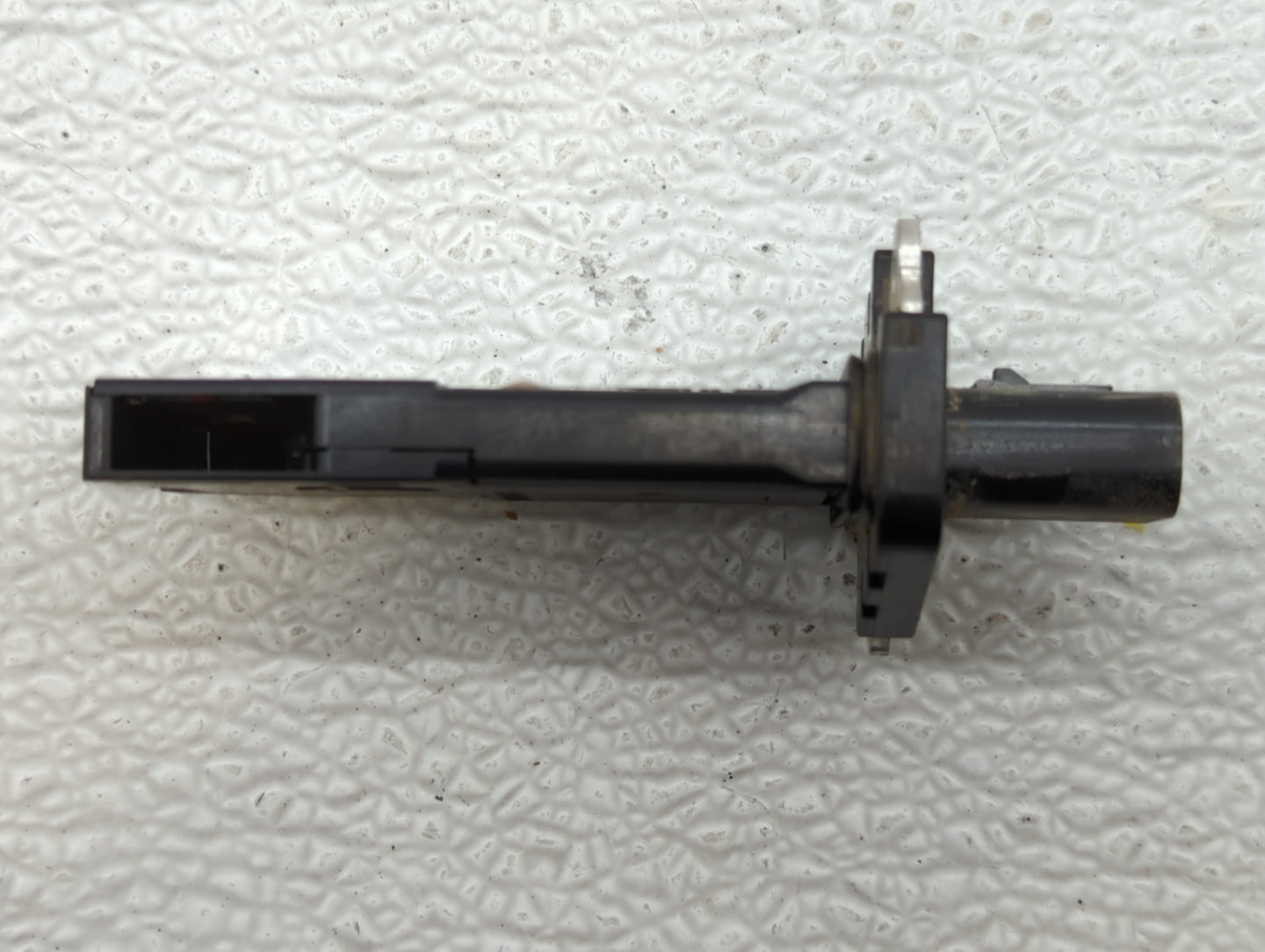 2013-2015 Ford Explorer Mass Air Flow Meter Maf - Oemusedautoparts1.com