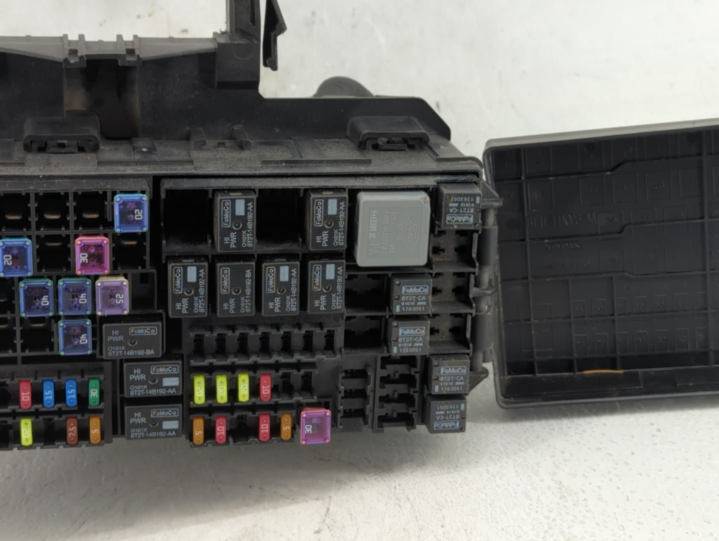 2014-2015 Ford Explorer Fusebox Fuse Box Panel Relay Module P/N:BT4T-14A003-AA Fits Fits 2014 2015 OEM Used Auto Parts - Oem