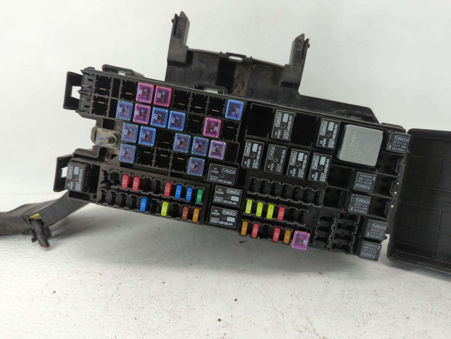 2014-2015 Ford Explorer Fusebox Fuse Box Panel Relay Module P/N:BT4T-14A003-AA Fits Fits 2014 2015 OEM Used Auto Parts - Oem
