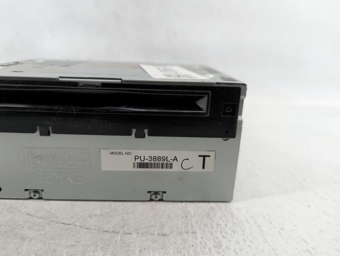 2013-2014 Ford Explorer Am Fm Cd Player Radio Receiver - Oemusedautoparts1.com