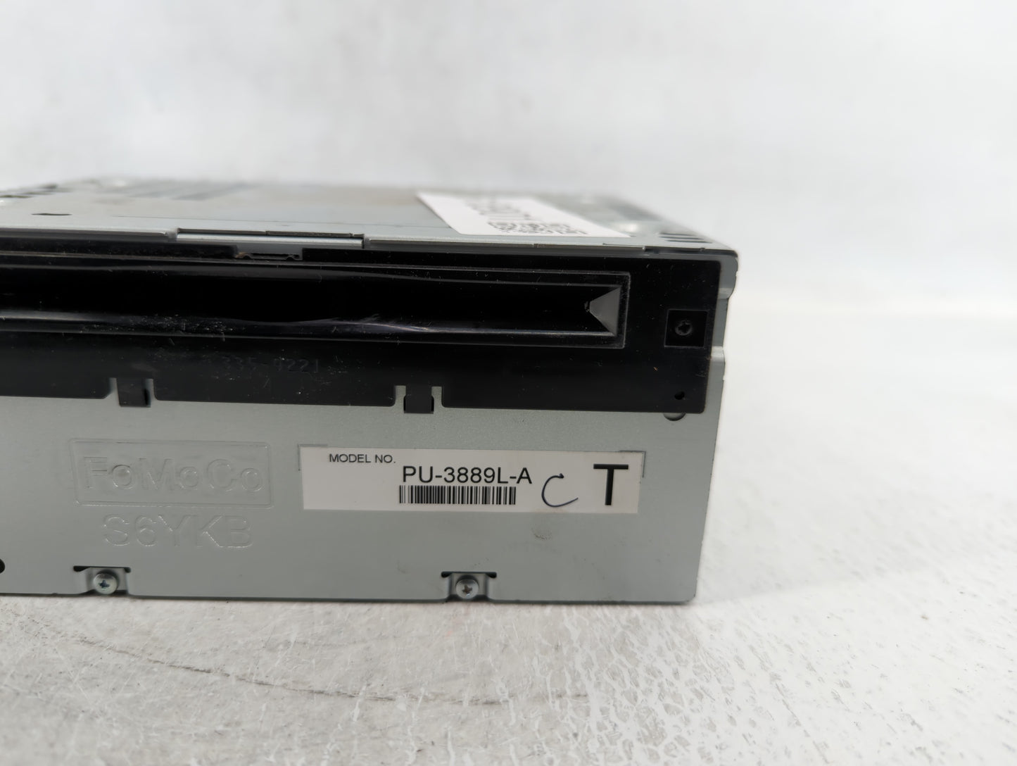 2013-2014 Ford Explorer Am Fm Cd Player Radio Receiver - Oemusedautoparts1.com