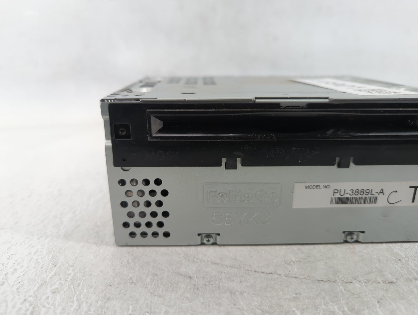 2013-2014 Ford Explorer Am Fm Cd Player Radio Receiver - Oemusedautoparts1.com