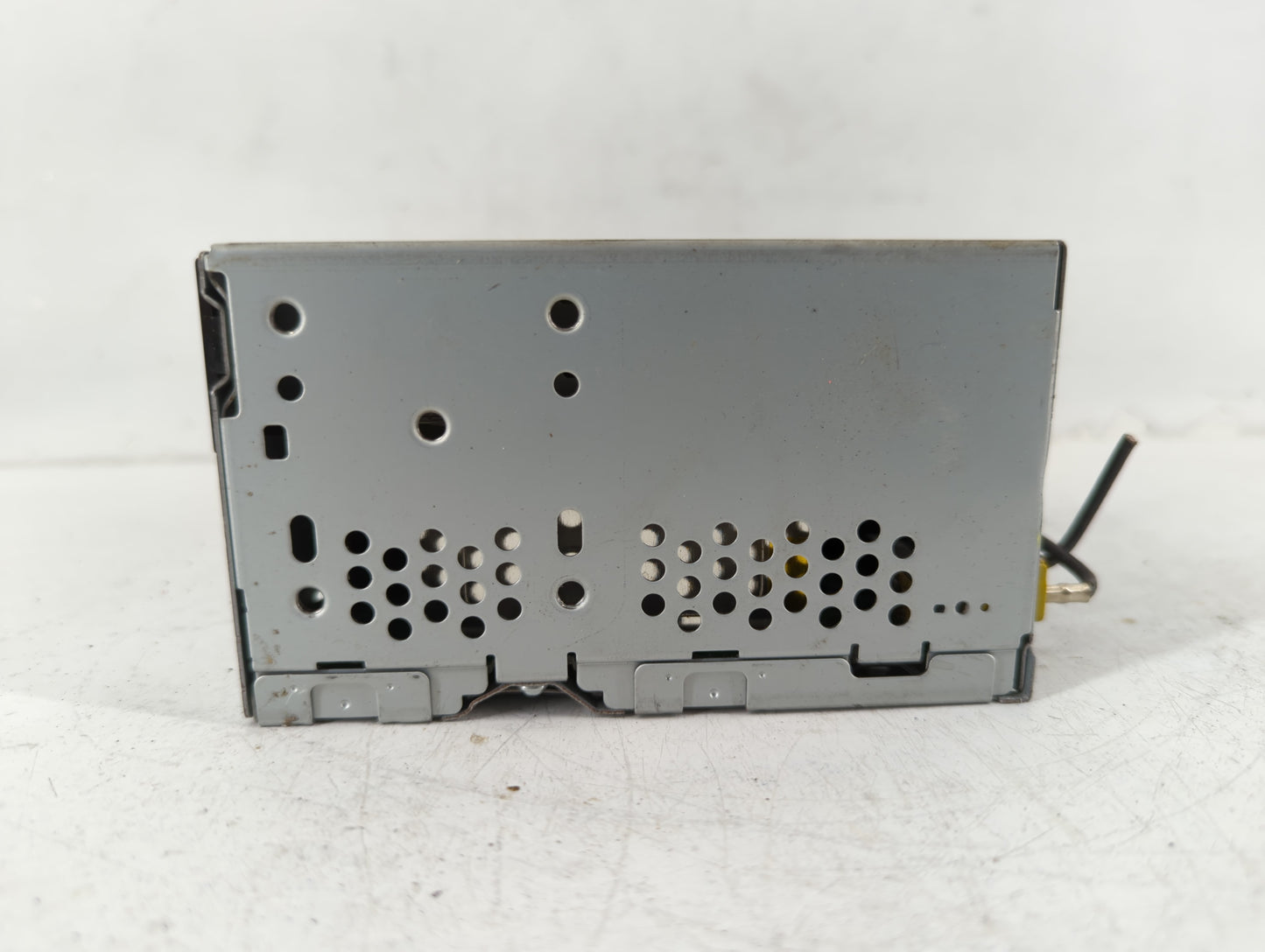 2014-2014 Ford Explorer Am Fm Cd Player Radio Receiver - Oemusedautoparts1.com