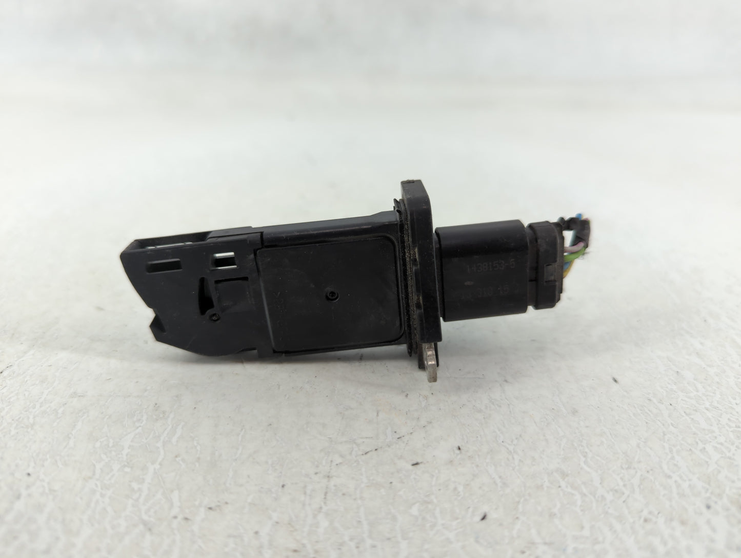 2013-2015 Ford Explorer Mass Air Flow Meter Maf - Oemusedautoparts1.com