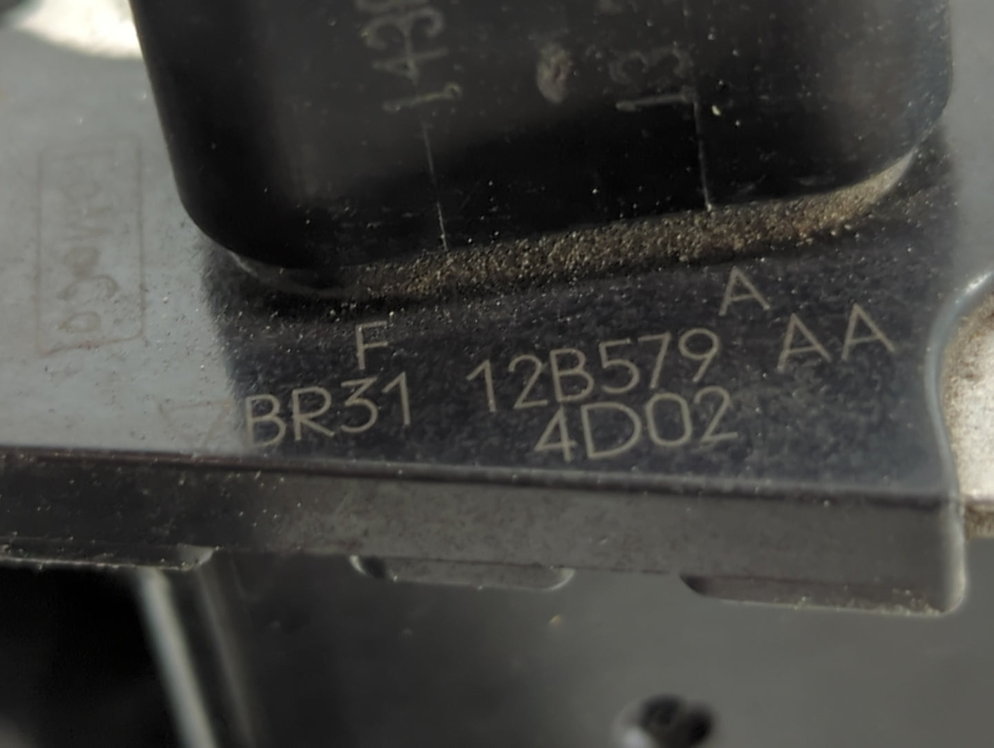 2013-2015 Ford Explorer Mass Air Flow Meter Maf - Oemusedautoparts1.com